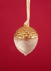 Bottiglia di profumo Replique, indossata come pendente da Lalique, c.1902